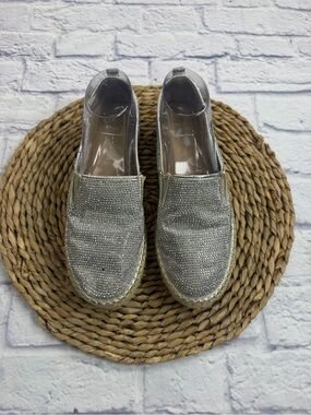 Kaari Blue Silver Rhinestone Slip-On Espadrille Flats. Size 9.